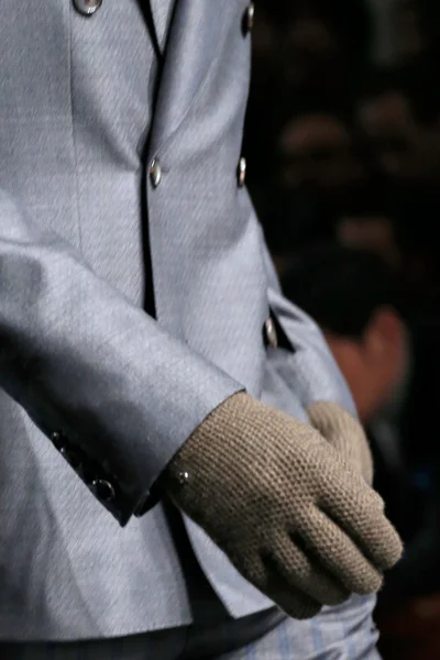 Look 13